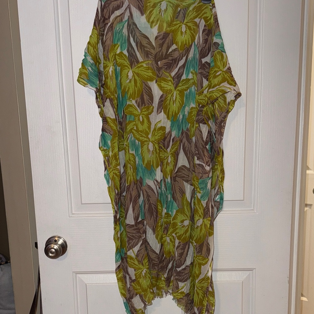 Banana Rwoublic Tropical Leaf Print Scarf